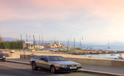 DELOREAN BEACH 2.jpg