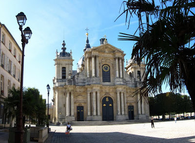 cathedrale st louis.jpg